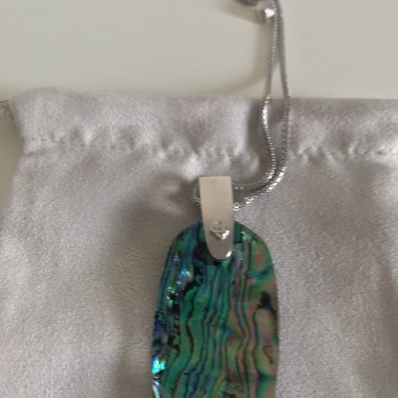 Kendra Scott Inez Abalone long necklace Silver - Picture 2 of 2